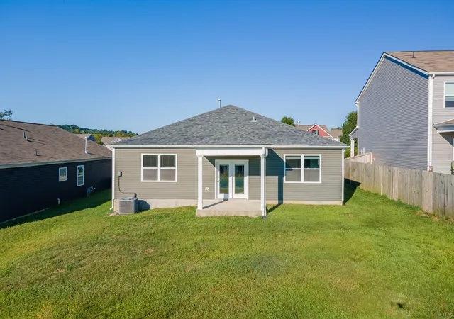 22nd image of 828 Foxdale Dr, Columbia, TN 38401 | MLS# 3518837
