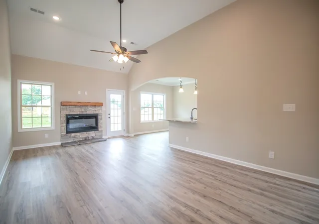 Photo 3 of Single family home for sale at 19 Cherry Acres, Clarksville, TN 37042 | MLS# 3525807 | Listing updated on 2026-08-25