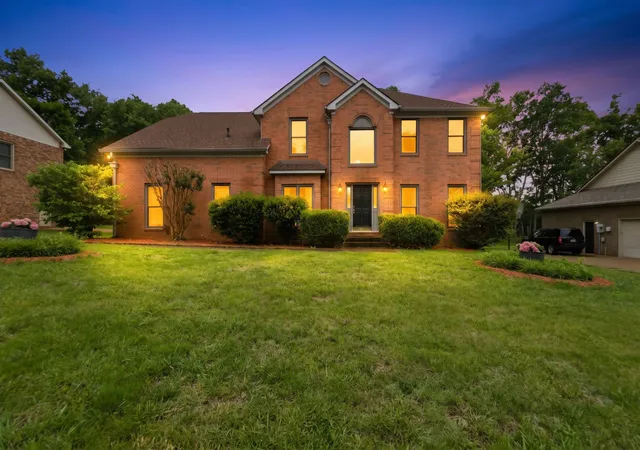 Photo 3 of Single family home for sale at 7220 River Bnd Rd, Nashville, TN 37221 | MLS# 3518814 | Listing updated on 2026-09-06