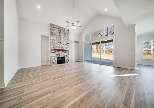 Photo 3 of Single family home for sale at 7235 Fairlawn Dr, Fairview, TN 37062 | MLS# 3528371 | Listing updated on 2026-09-04