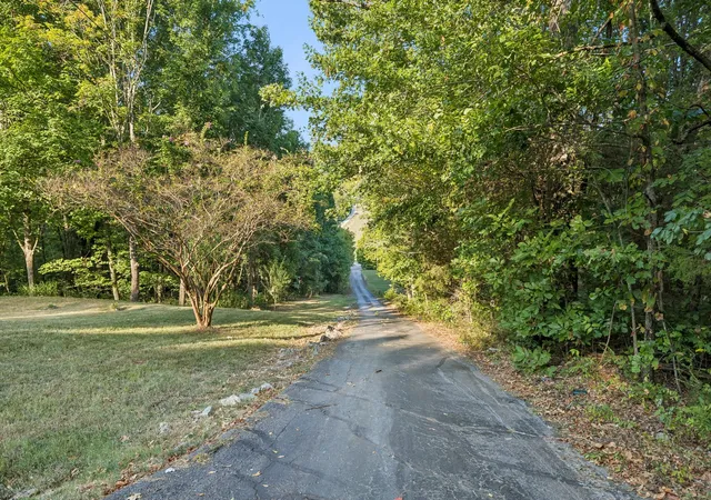 Photo 3 of Manufactured home for sale at 4365 Pulaski Hwy, Culleoka, TN 38451 | MLS# 3518845 | Listing updated on 2026-09-25