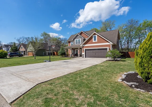 2nd image of 241 Drema Ct, Murfreesboro, TN 37127 | MLS# 3518831