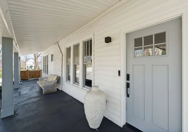Photo 2 of Single family home for sale at 1431 Porter Rd, Nashville, TN 37206 | MLS# 3518869 | Listing updated on 2026-09-03