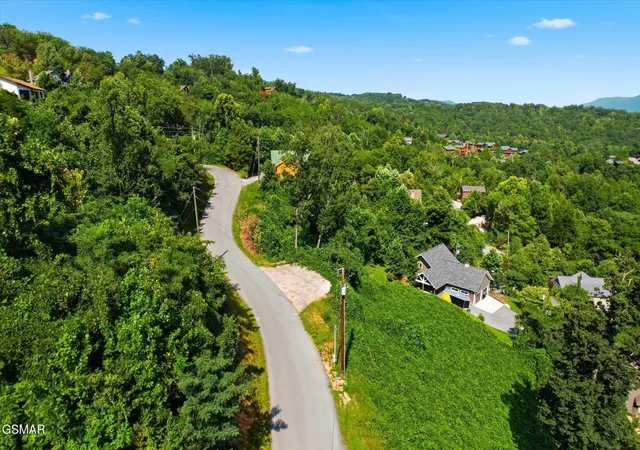 12th image of 812 Beanstalk Court, Gatlinburg, TN 37738 | MLS# 3518847