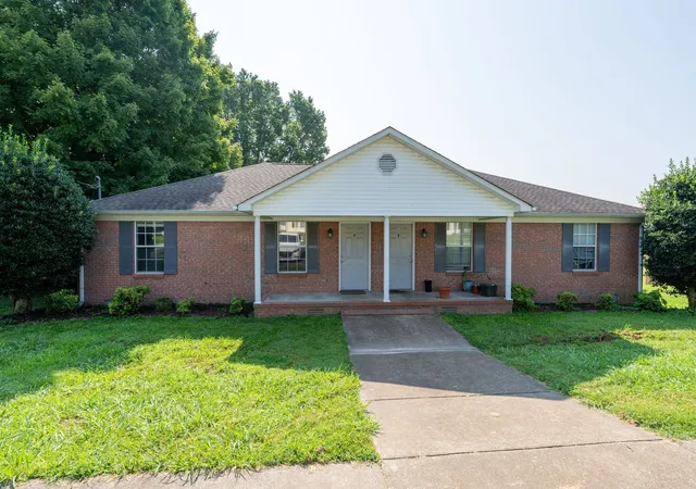 1st image of 1427 Potter Dr, Columbia, TN 38401 | MLS# 3520941