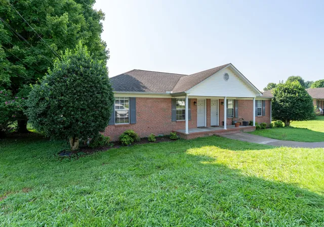 2nd image of 1427 Potter Dr, Columbia, TN 38401 | MLS# 3520941