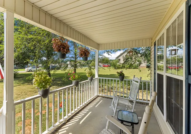 Photo 3 of Single family home for sale at 15 Aspen Hills Dr, Fayetteville, TN 37334 | MLS# 3518916 | Listing updated on 2026-09-29