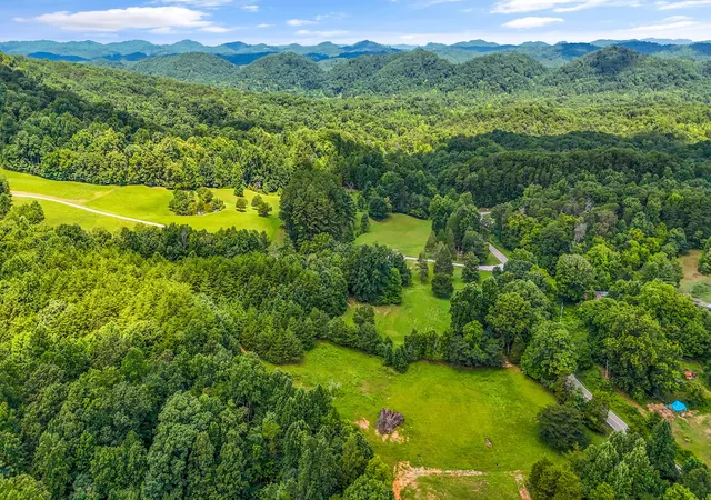 77th image of 2395 Mecca Pike, Englewood, TN 37329 | MLS# 3518948