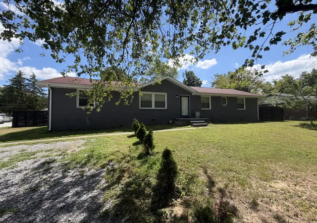 2nd image of 2057 Lake Rd, Greenbrier, TN 37073 | MLS# 3520174