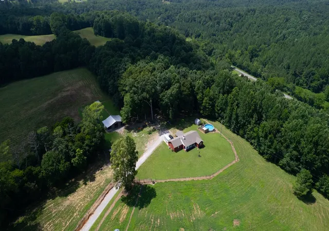 1st image of 1501 Puncheon Branch Rd, Goodspring, TN 38460 | MLS# 3525604