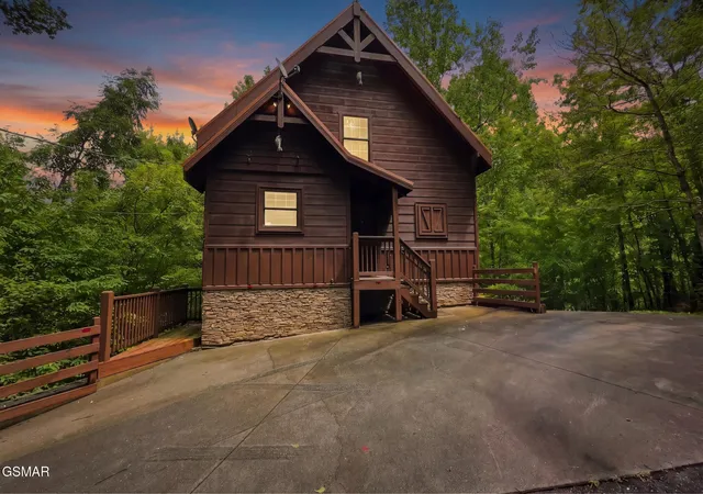 2nd image of 2416 Balsam Circle, Sevierville, TN 37876 | MLS# 3518977