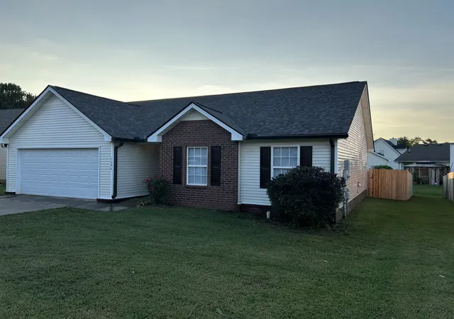 2nd image of 1648 Saint Andrews Dr, Murfreesboro, TN 37128 | MLS# 3519012