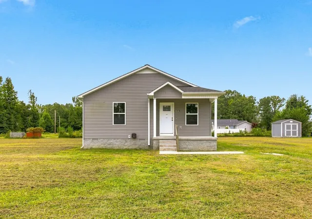 1st image of 124 Liza Beth Ln, Hohenwald, TN 38462 | MLS# 3519020