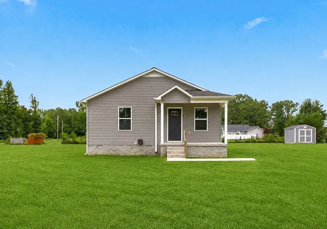2nd image of 124 Liza Beth Ln, Hohenwald, TN 38462 | MLS# 3519020