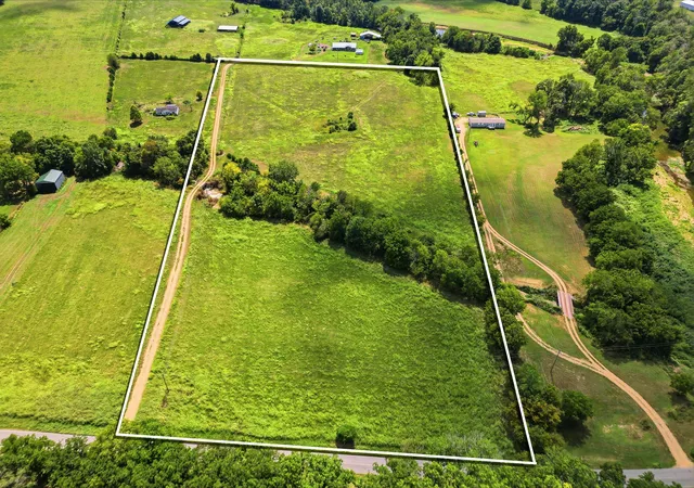 1st image of 0 Herschal Lyles Rd, Westmoreland, TN 37186 | MLS# 3520192