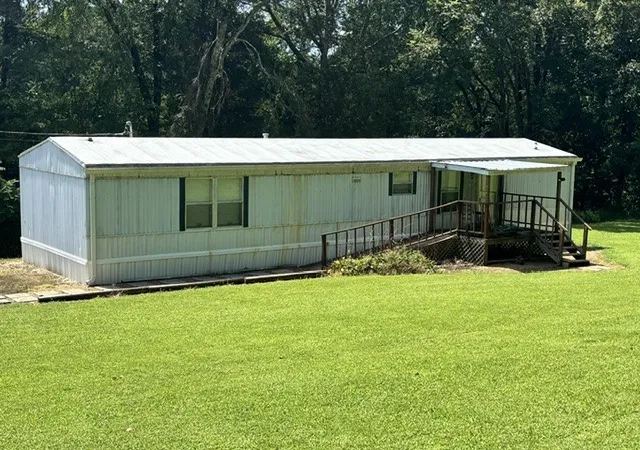 Photo 1 of Manufactured home for sale at 517 W Little Richland Rd, Waverly, TN 37185 | MLS# 3526762 | Listing updated on 2026-09-17