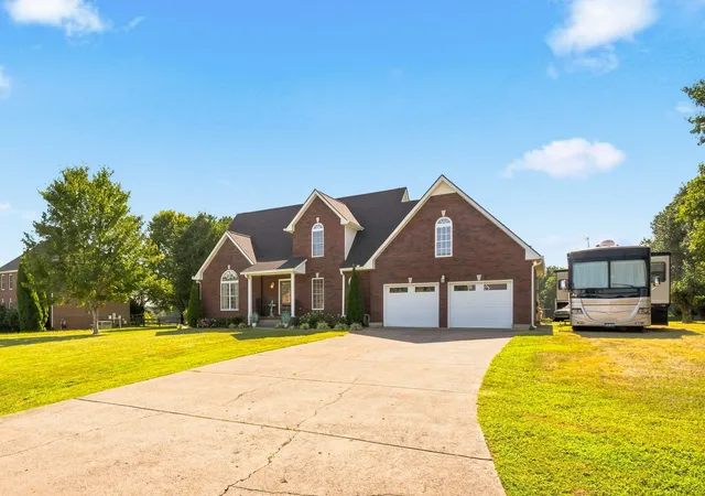 2nd image of 2053 Hickory Dr, Springfield, TN 37172 | MLS# 3520569