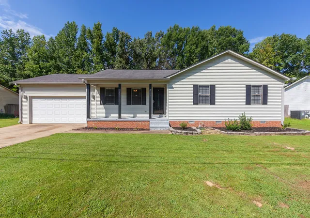 1st image of 19 Dyer Creek Ln, Jackson, TN 38305 | MLS# 3520593