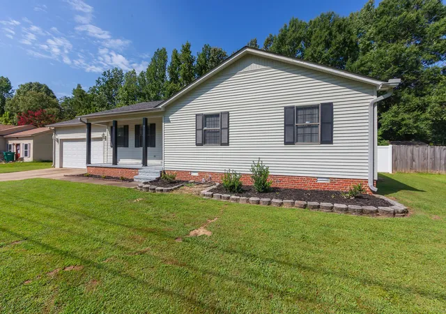 3rd image of 19 Dyer Creek Ln, Jackson, TN 38305 | MLS# 3520593