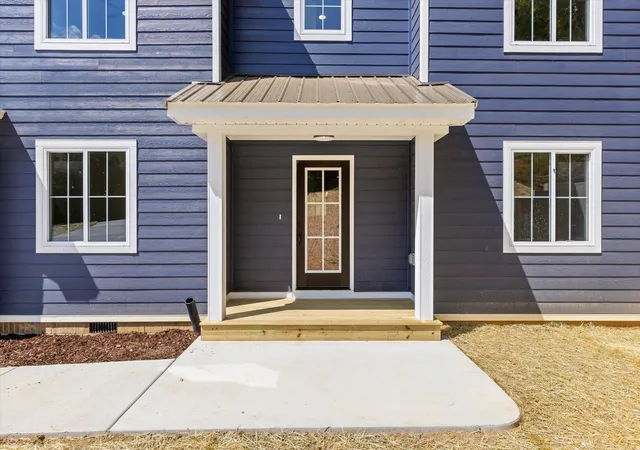 Photo 3 of Single family home for sale at 123 Cherokee Ridge Dr, Ocoee, TN 37361 | MLS# 3602975 | Listing updated on 2026-10-09