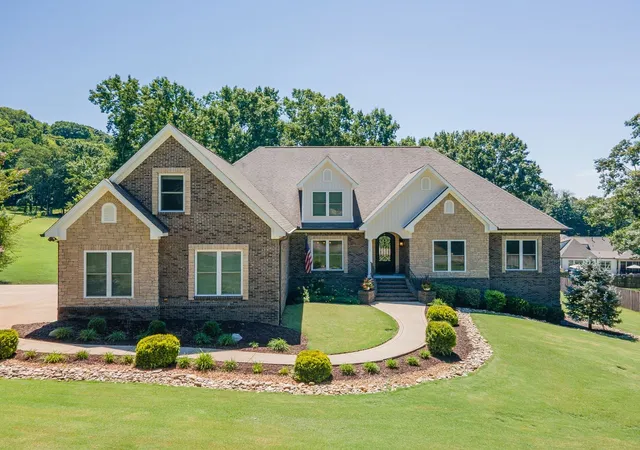 1st image of 1725 Mayflower Dr, Columbia, TN 38401 | MLS# 3519107