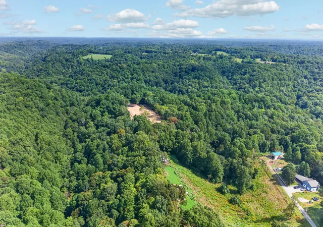 Photo 2 of House for sale at 195 Hack Dyer Ln, Bloomington Springs, TN 38545 | MLS# 3520273 | Listing updated on 2026-08-21