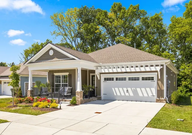 Photo 3 of Single family home for sale at 2135 Rotorua Dr E, Antioch, TN 37013 | MLS# 3528763 | Listing updated on 2026-10-06