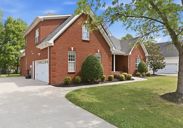 Photo 3 of Single family home for sale at 1714 Satinwood Dr, Murfreesboro, TN 37129 | MLS# 3519096 | Listing updated on 2026-08-29