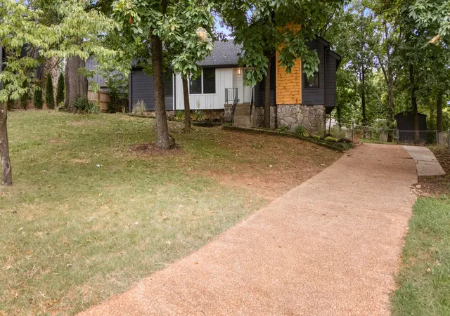 3rd image of 304 Sunrise Cir, Mount Juliet, TN 37122 | MLS# 3520381