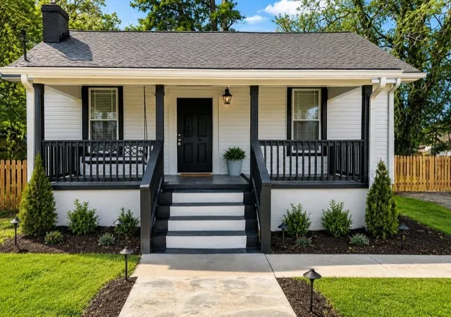 1st image of 612 W 9th St, Columbia, TN 38401 | MLS# 3520508