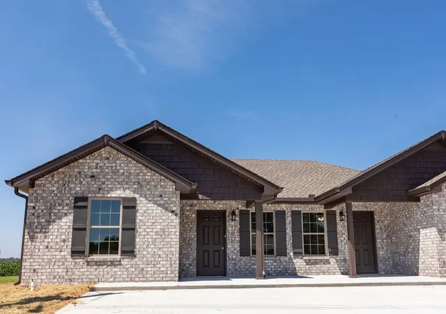 Photo 2 of Multi family home for sale at 215 Kerr Way, Portland, TN 37148 | MLS# 3519121 | Listing updated on 2026-08-31