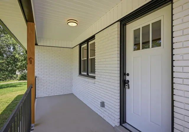 Photo 3 of Single family home for sale at 1805 N Whitney Ave, Cookeville, TN 38501 | MLS# 3526437 | Listing updated on 2026-09-22
