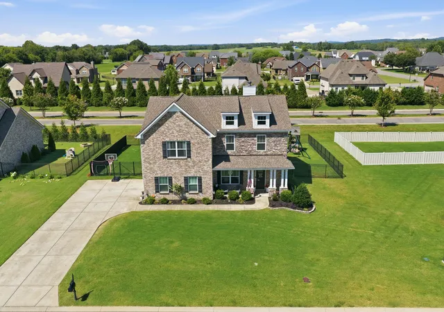 Photo 2 of Single family home for sale at 1122 Britannia Way, Murfreesboro, TN 37129 | MLS# 3540376 | Listing updated on 2026-09-21