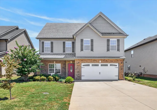 2nd image of 1309 Winterset Dr, Clarksville, TN 37040 | MLS# 3519346