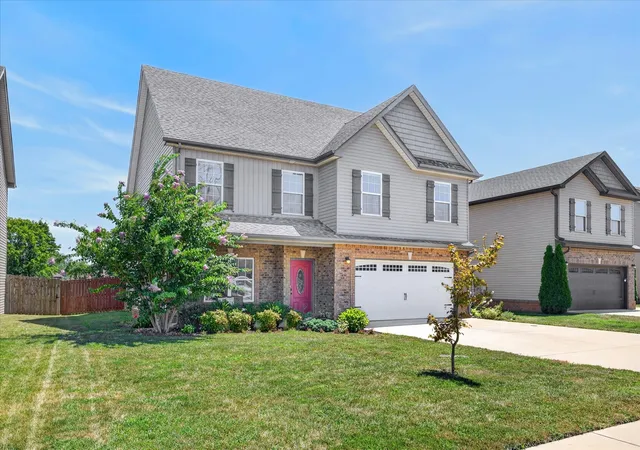 Photo 3 of Single family home for sale at 1309 Winterset Dr, Clarksville, TN 37040 | MLS# 3519346 | Listing updated on 2026-09-24