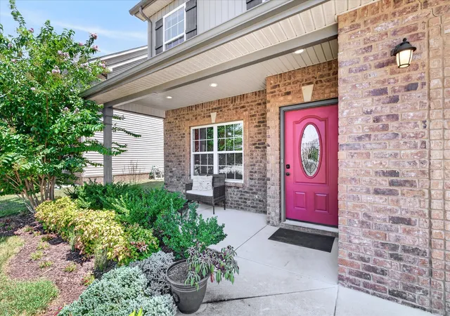 Photo 4 of Single family home for sale at 1309 Winterset Dr, Clarksville, TN 37040 | MLS# 3519346 | Listing updated on 2026-09-24