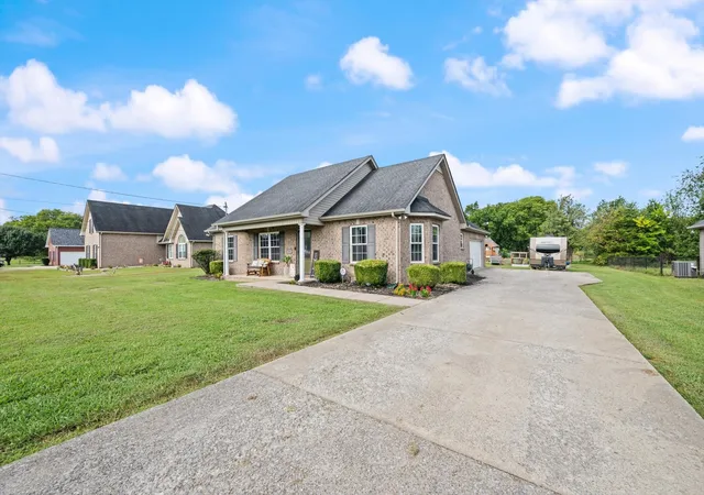 3rd image of 1013 Stratus Dr, Murfreesboro, TN 37127 | MLS# 3520467