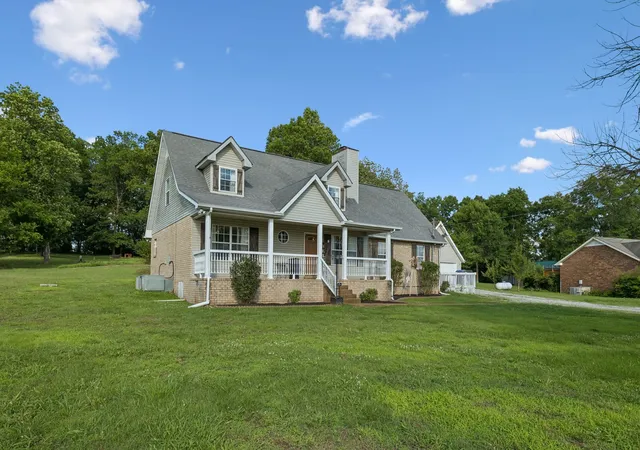 Photo 3 of Single family home for sale at 636 Shelley Dr, Mount Juliet, TN 37122 | MLS# 3519126 | Listing updated on 2026-10-10