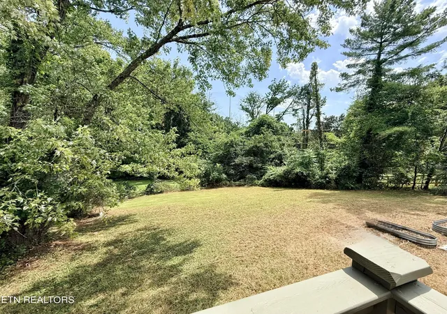 25th image of 905 High Springs Rd, Knoxville, TN 37932 | MLS# 3519137