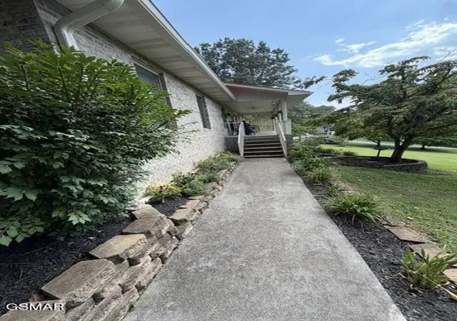 4th image of 2255 Allenridge Dr, Sevierville, TN 37876 | MLS# 3519149