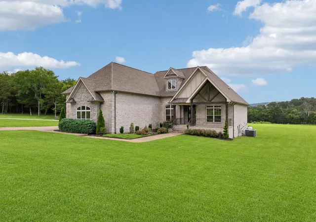 Photo 4 of Single family home for sale at 1730 Dillon Rd, Milton, TN 37118 | MLS# 3520247 | Listing updated on 2026-10-09