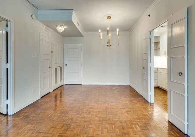 Listing Photo 4 - Condo for sale in building located at 105 Leake Ave, Nashville, TN 37205 - Unit #93