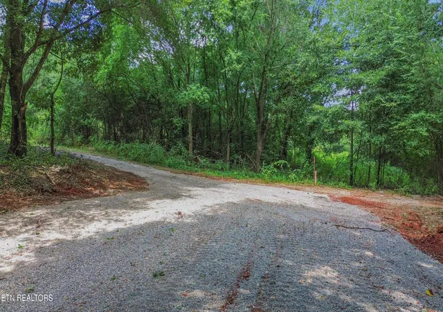 Photo 3 of Land for sale at 181 Rivercrest Lane, Benton, TN 37307 | MLS# 3519230 | Listing updated on 2026-09-22