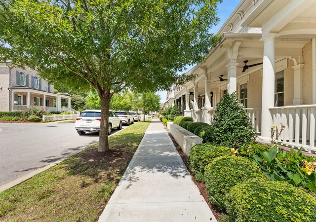 Photo 3 of Townhouse for sale at 5037 Donovan St, Franklin, TN 37064 | MLS# 3527736 | Listing updated on 2026-10-05