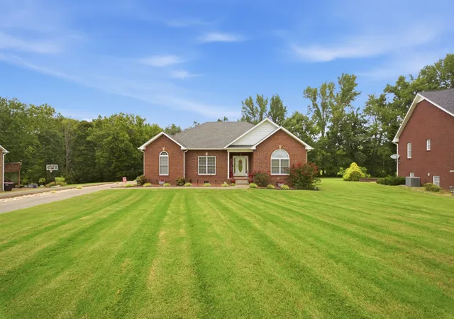 Single family home for sale at 221 Allen Dr, Greenbrier, TN 37073 | MLS# 3520361