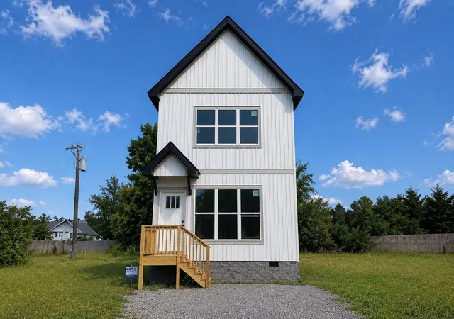 Single family home for sale at 216 2nd Street, Guthrie, KY 42234 | MLS# 3545844