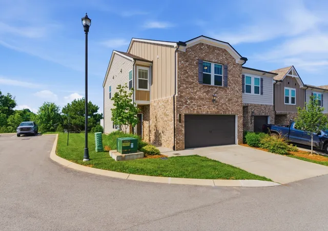 2nd image of 862 Longleaf Ln, Columbia, TN 38401 | MLS# 3519250