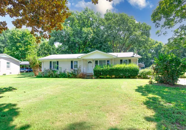 2nd image of 2555 Zion Rd, Columbia, TN 38401 | MLS# 3525530