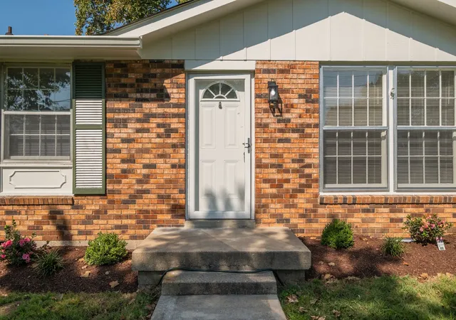 Photo 3 of Single family home for sale at 117 Greenyards Pl, Hendersonville, TN 37075 | MLS# 3529401 | Listing updated on 2026-09-15