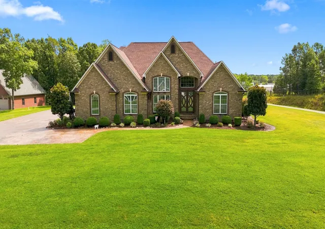 Photo 1 of Single family home for sale at 48 Airport Court, Waverly, TN 37185 | MLS# 3526876 | Listing updated on 2026-08-27